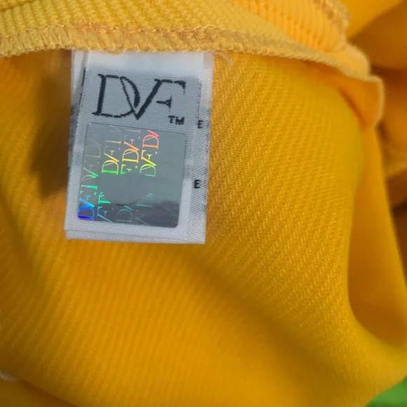 Diane Von Furstenberg Bermuda shorts-0090 - Picture 6 of 7